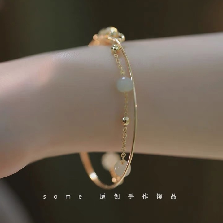 สร้อยข้อมือหยกเทียนและโรสแมรี่คู่ใส่ย้อนยุควรรณกรรมเยาวชนออกแบบความรู้สึกคุณภาพสูงที่ตรงกับของขวัญ 55.my6.12