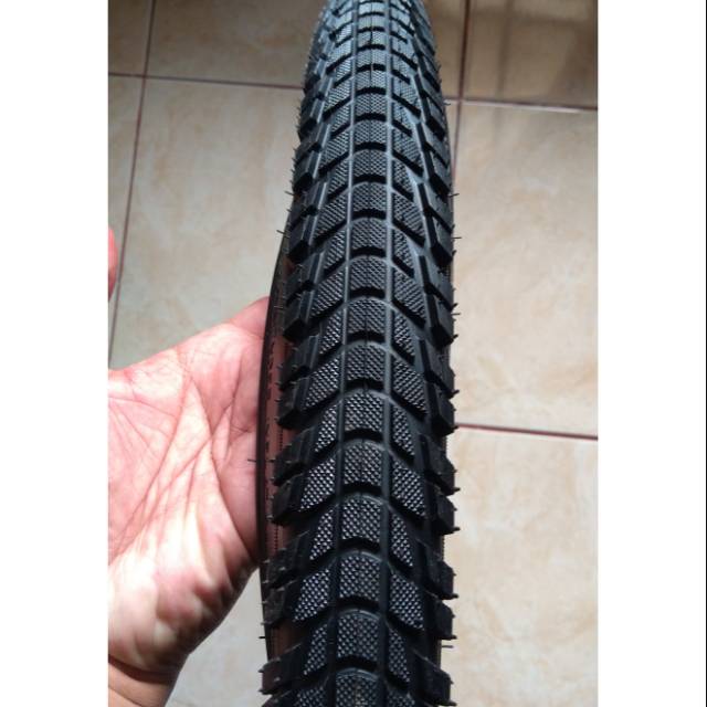 26x2 10 road tire