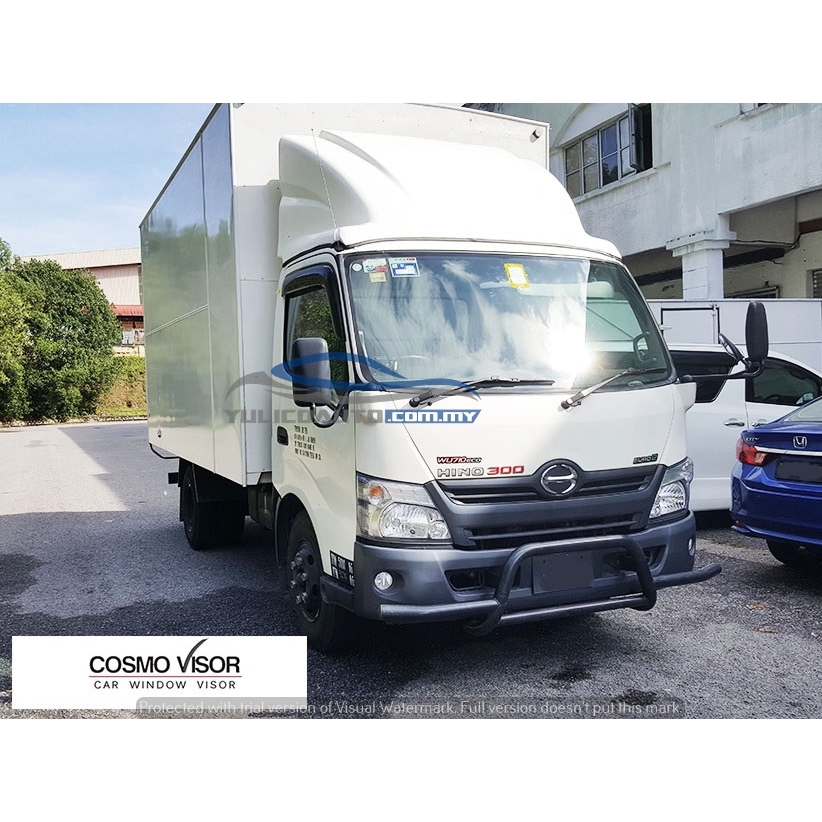 Oem 5 Hino 300 Euro 2 Lorry 3 Ton New Door Window Visor Shopee Malaysia