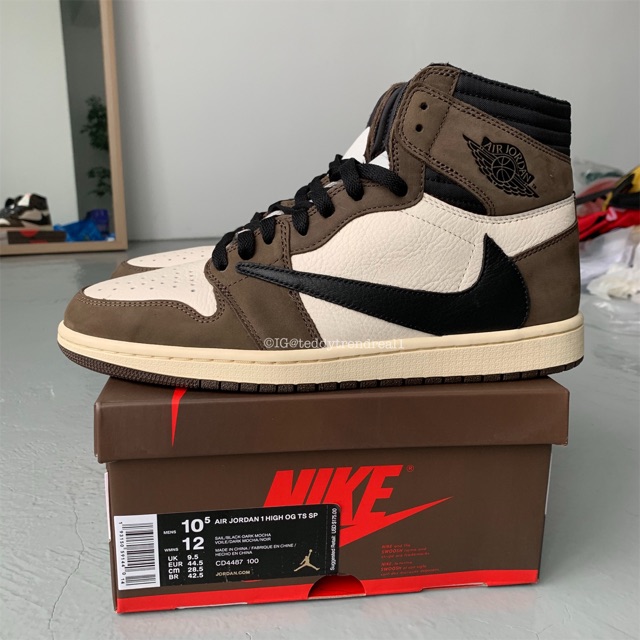 aj 1 travis scott harga