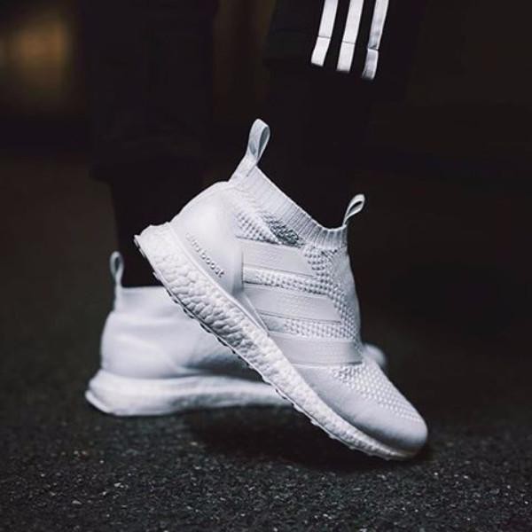 ultra boost a 16