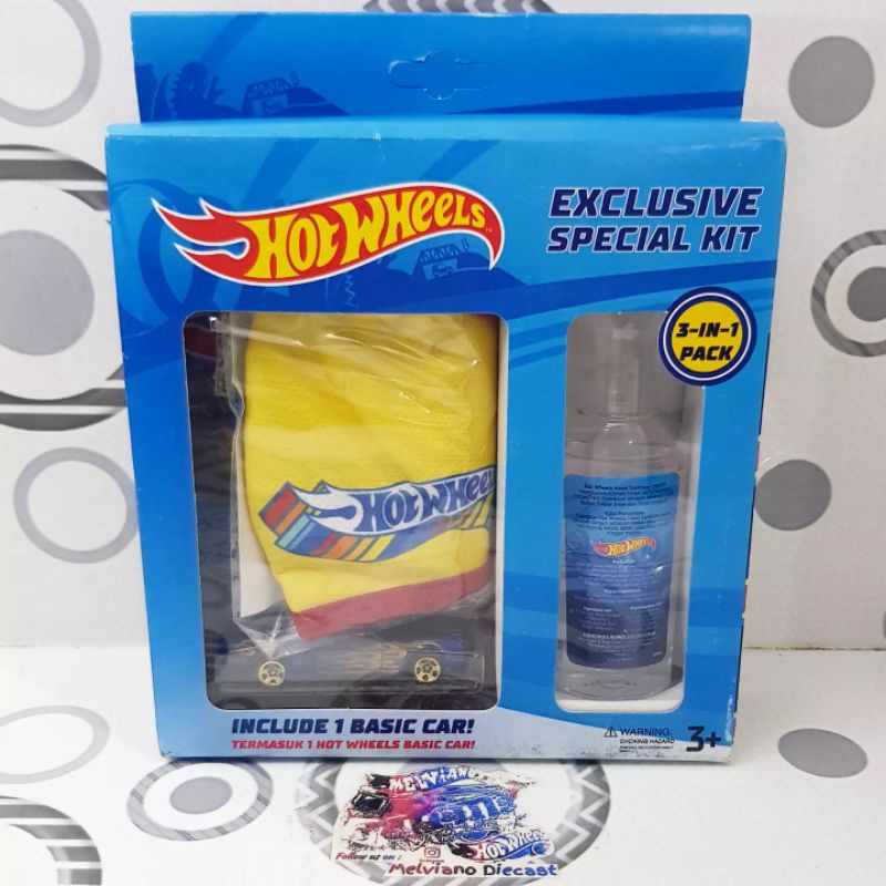 Hot Wheels 68 Shelby GT500 Exclusive Special Kit Free Hand Sanitizer