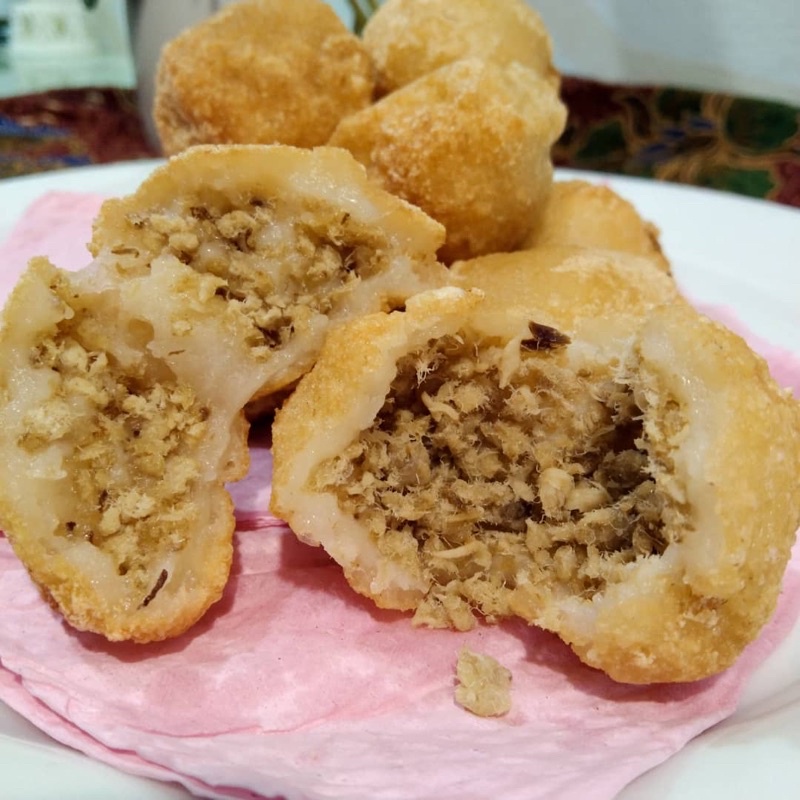 Kuih bom terengganu