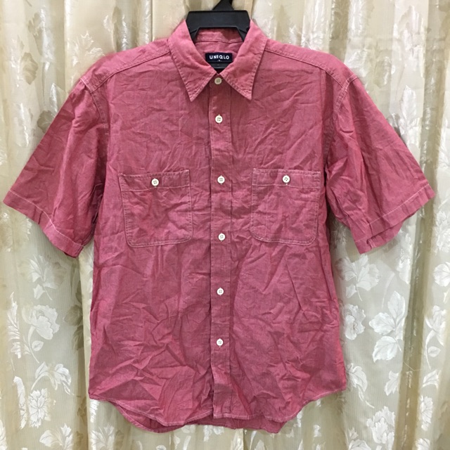 UNIQLO KEMEJA 2 POKET | Shopee Malaysia