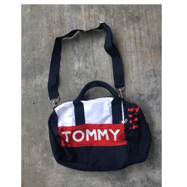 tommy hilfiger bag duffle