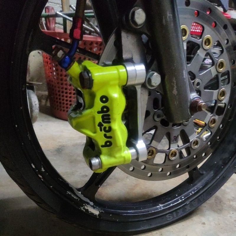 BREMBO BRAKE CALIPER GP4 FRONT QUALITY ORIGINAL WITH BRACKET PNP YAMAHA