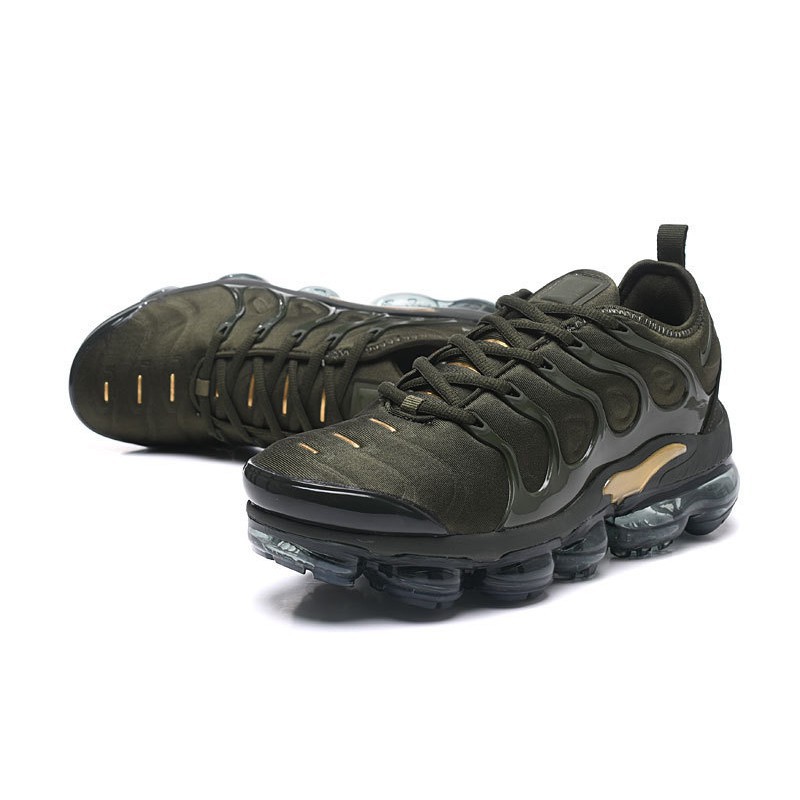 vapormax plus dark green