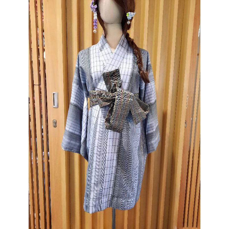made with antique silk Japanese kimono fabric Medium 8cm Antique Silk Kimono Hair Clip