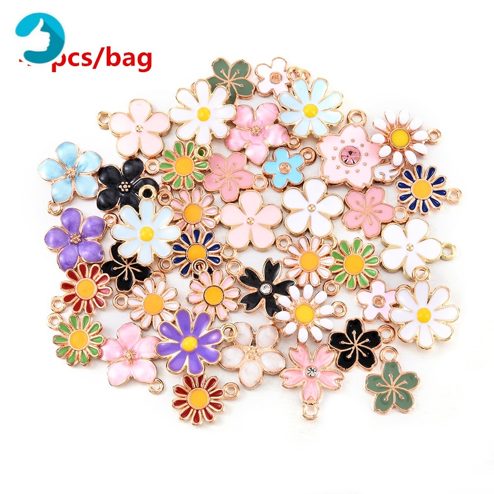 DIY charm Daisy flower charm silver alloy very cute little daisy flower charms pack of 10 jewelry making embellishment gift tie on DIY charm Daisy flower charm silver alloy very cute little daisy flower charms pack of 10 jewelry making embellishment gift tie on