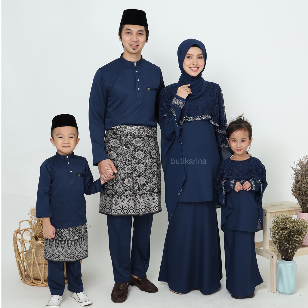 Baju melayu biru gelap