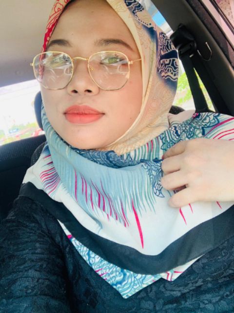 Popai Kepala Cermin Mata