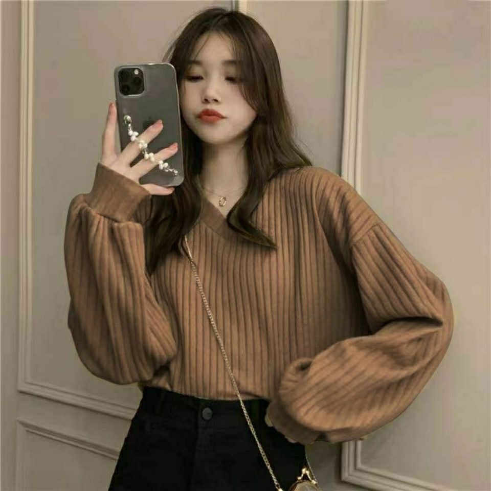 Korean Version V-neck Long-sleeved Top Women's Early Spring New All-match Loose Casual Short Sweater
