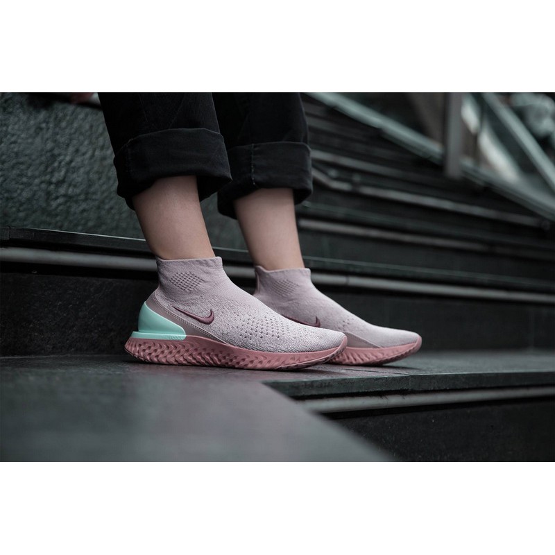 nike rise react flyknit women