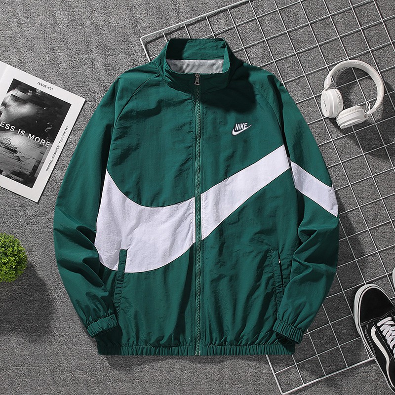 nike outdoor jacket