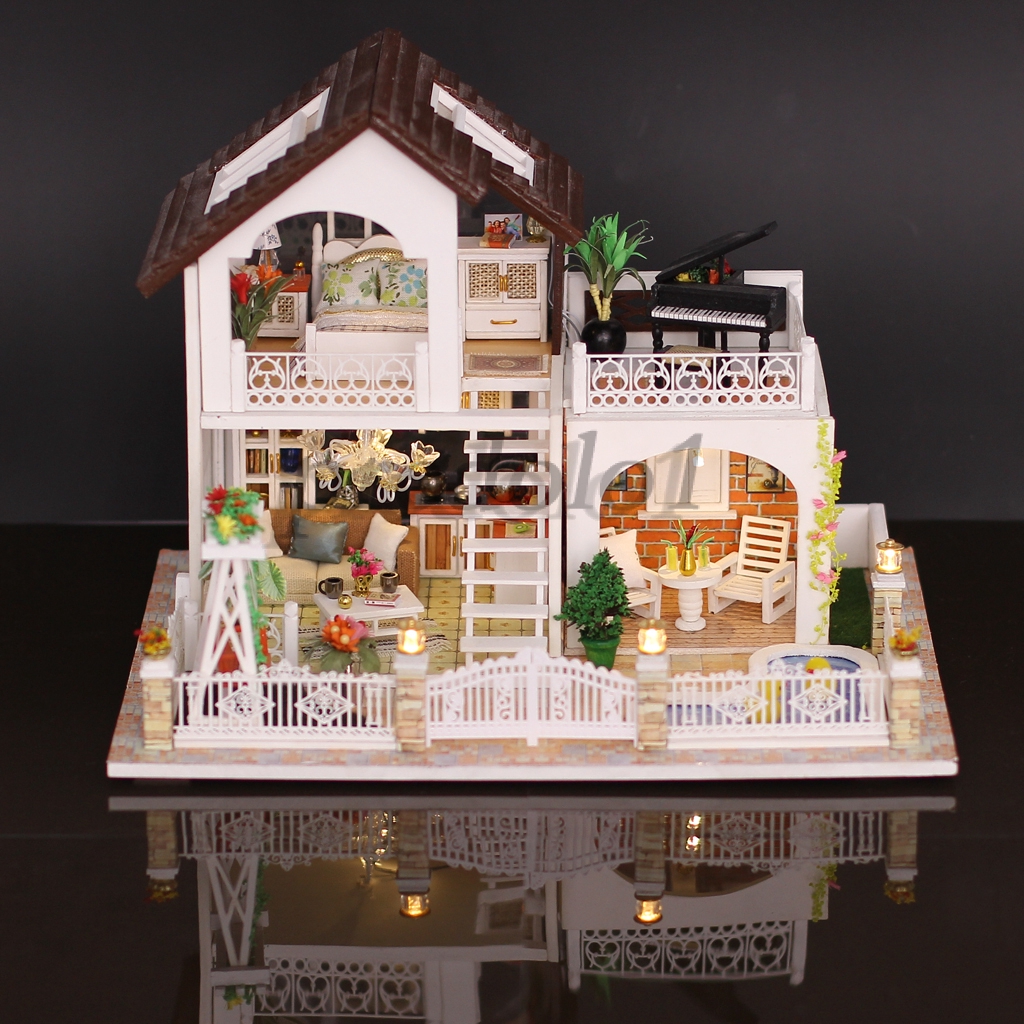 grand holiday villa dollhouse