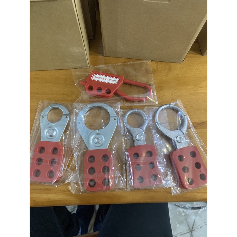 VSAFEMKT SAFETY LOCKOUT HASPS / LOCKOUT TAGOUT LOTO SAFETY PRODUCT (LOTO)Stainless Steel Lockout Hasp