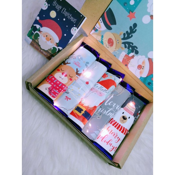 [Ready Stock] Christmas Cadbury Chocolate Gift Box❤️ Christmas/圣诞节 Cadbury巧克力盒子❤️