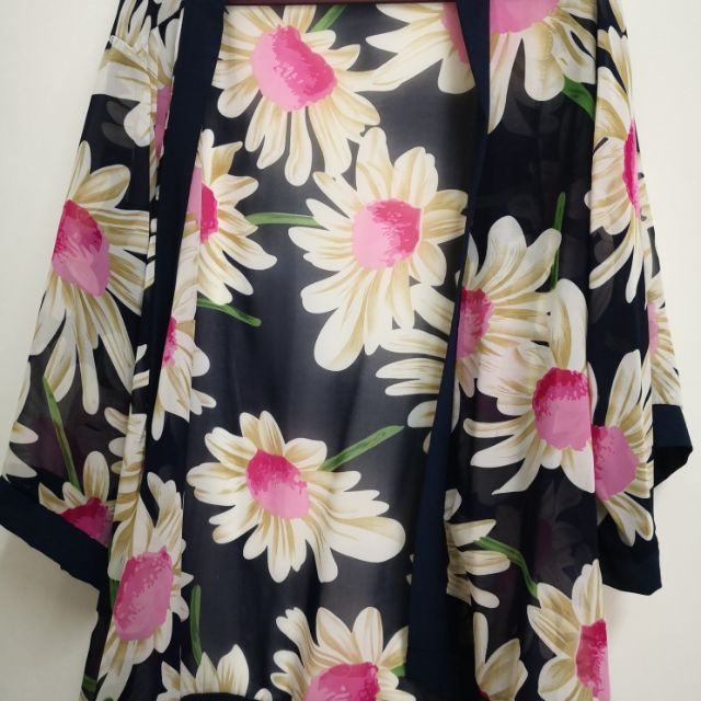 Cardigan kimono bunga free size | Shopee Malaysia