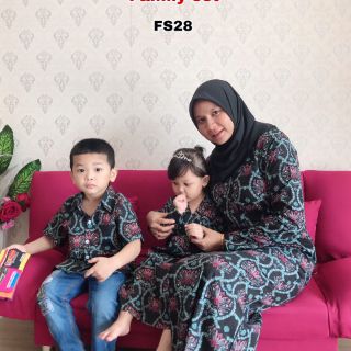 SEDONDON FAMILY SET  KEBAYA KURUNG BATIK  COTTON BY ANL 