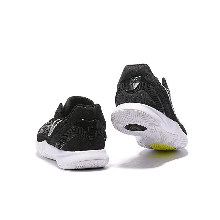 kyrie flytrap 2 black and white