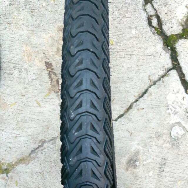 bicycle tires 26 x 1.95