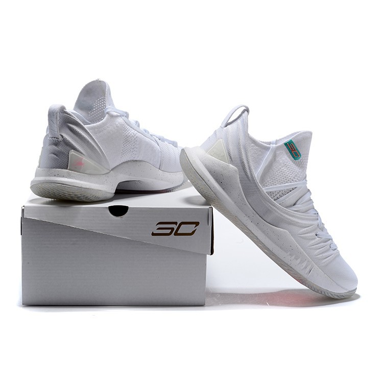 triple white basketball shoes