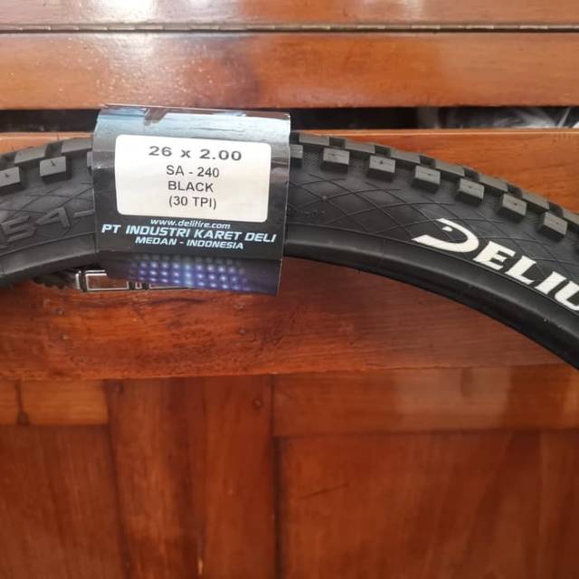 26 x 200 bike tire