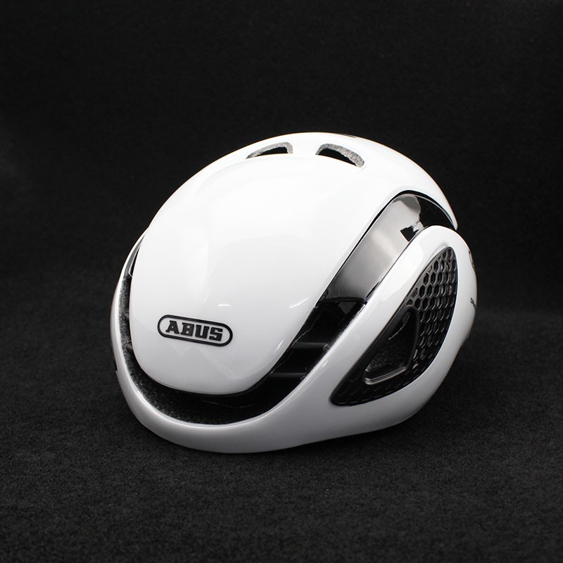 abus gamechanger aero road bike helmet