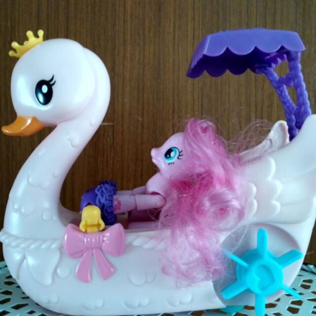 pinkie pie swan boat