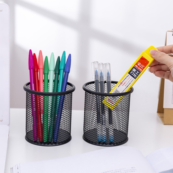 cylinder pencil case