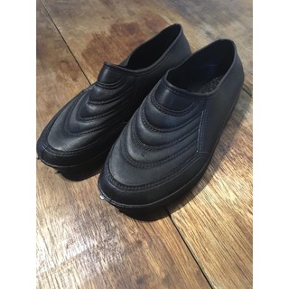 kasut bowling dexter