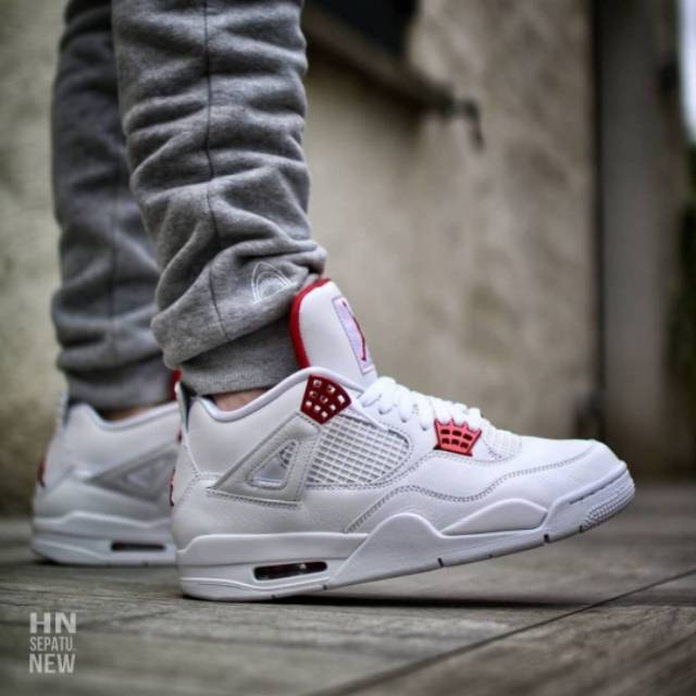 sepatu air jordan 4 retro