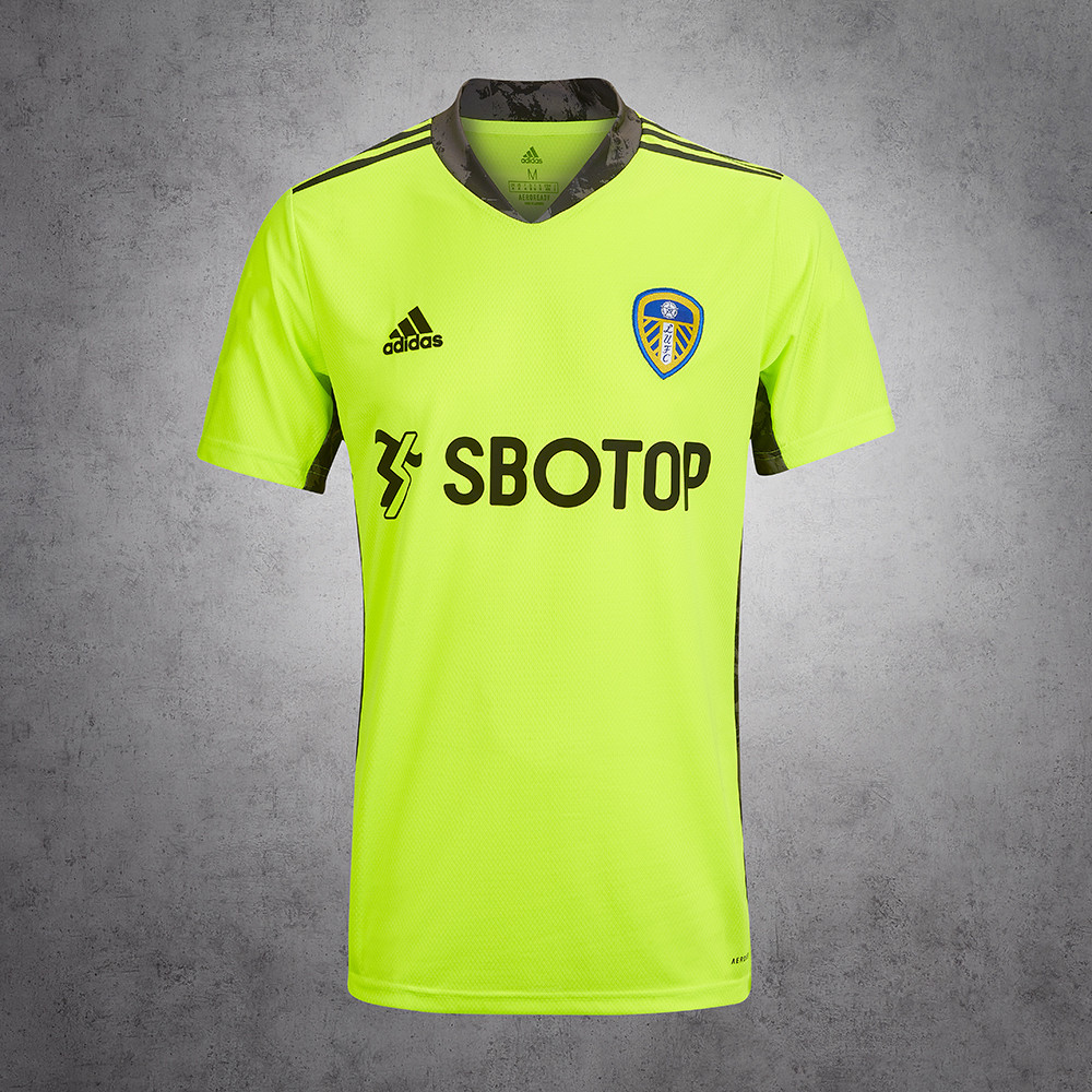 leeds united green shirt