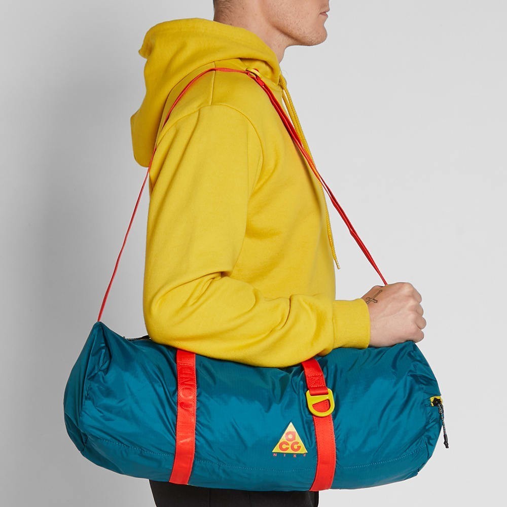 nike acg duffel bag