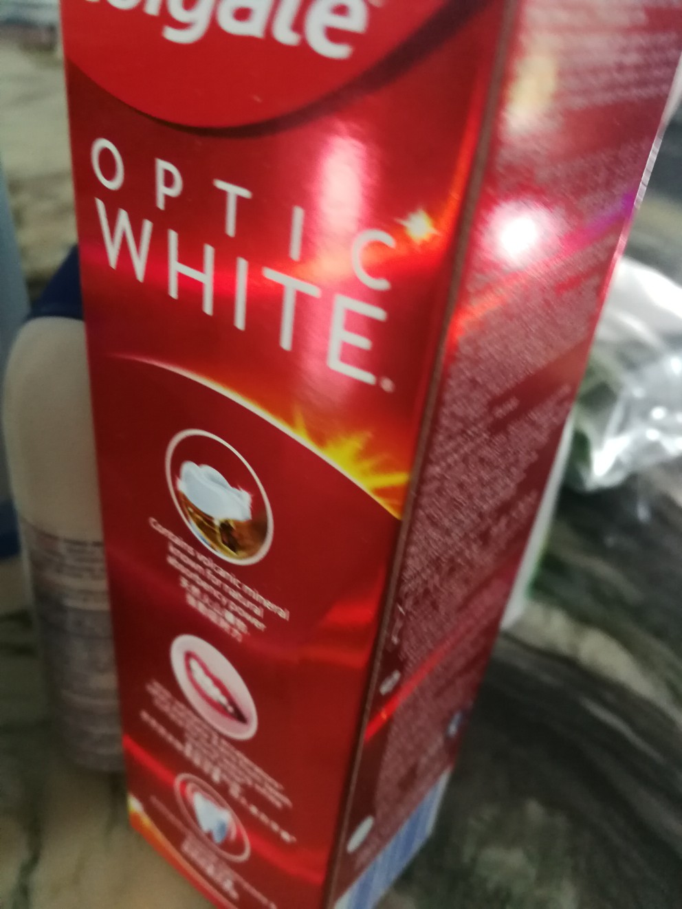 COLGATE COLGATE TOOTHPASTE OPTIC WHITE VOLCANIC MINERAL 