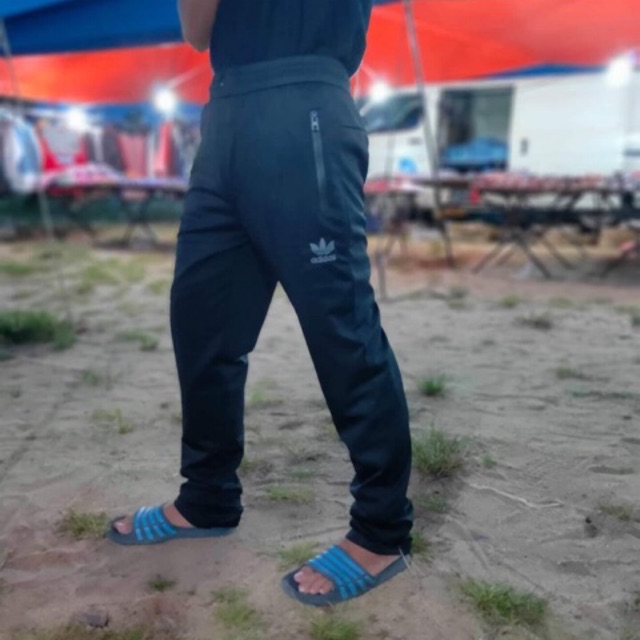 6xl adidas tracksuit