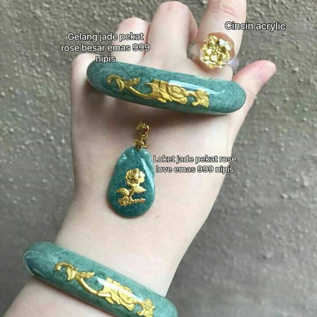 Gelang Jade Bunga Rose Besar Loket Jade Rose Love Emas Gelang Jade Bunga Rose Besar Loket Jade Rose Love Emas