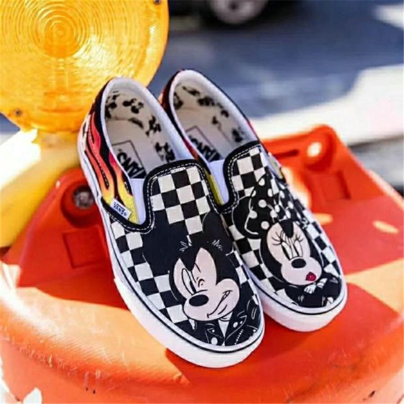 kasut vans mickey mouse