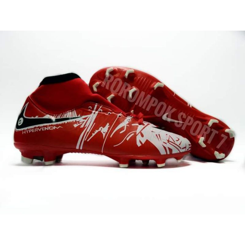 red hypervenom cleats