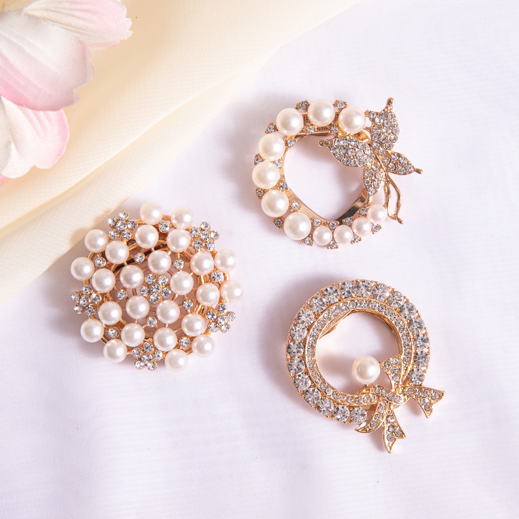 Premium Pin Brooch Trendy Butterfly Flower Korean Classic Pearl 