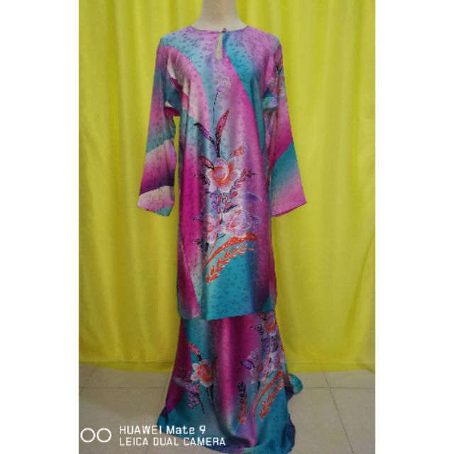 Preloved Baju Kurung Tradisional Corak Batik Shopee Malaysia