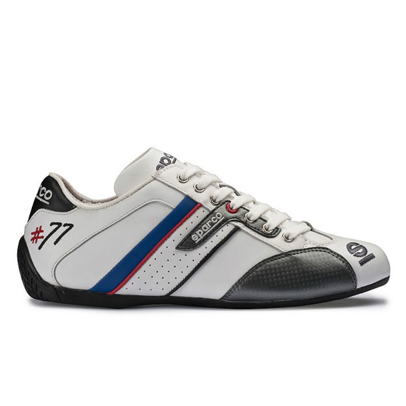 casual racing shoes