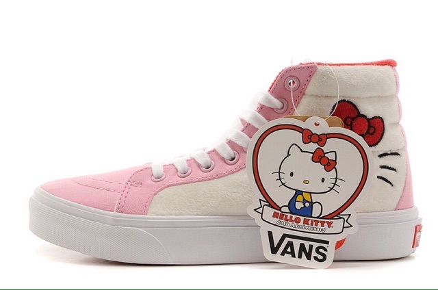 hello kitty vans womens