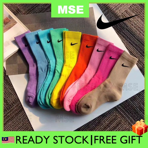 colour nike socks