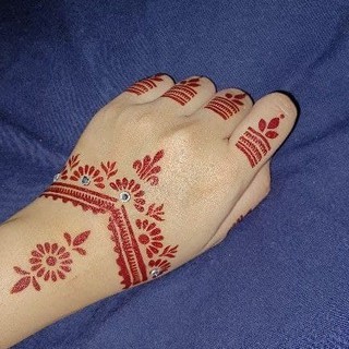 Simple corak henna Rama Rama