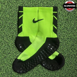 nike non slip socks