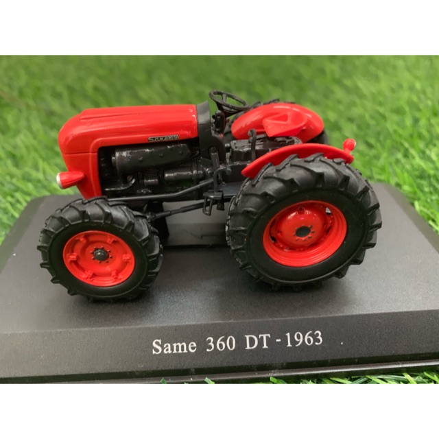 Same 360 Dt 1963 1 43 Supplied In A Perspex Presentation Case Mini Model Mini Tractors Toys Shopee Malaysia