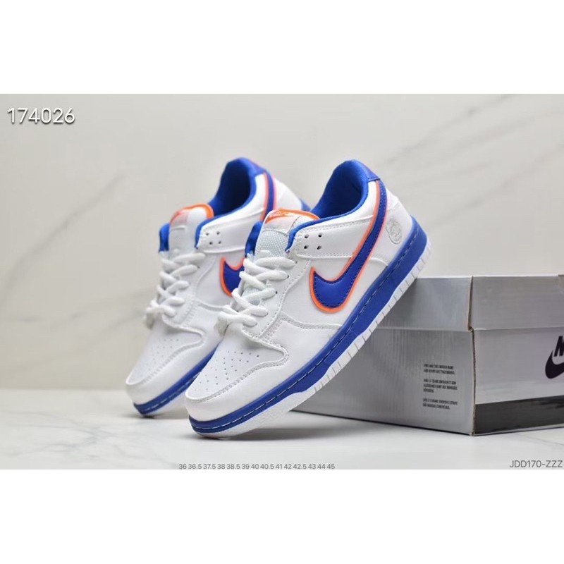 dunk white blue