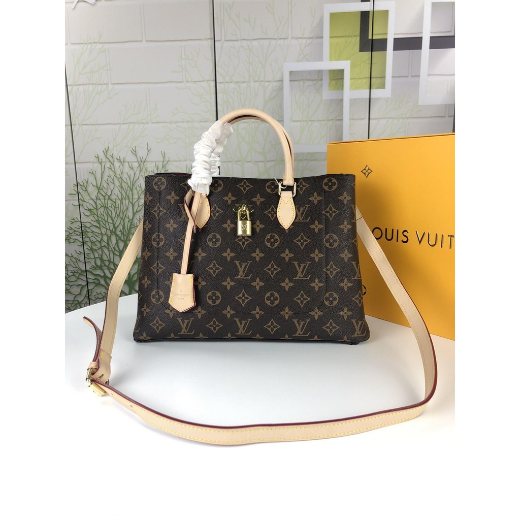 louis vuitton shopper bag