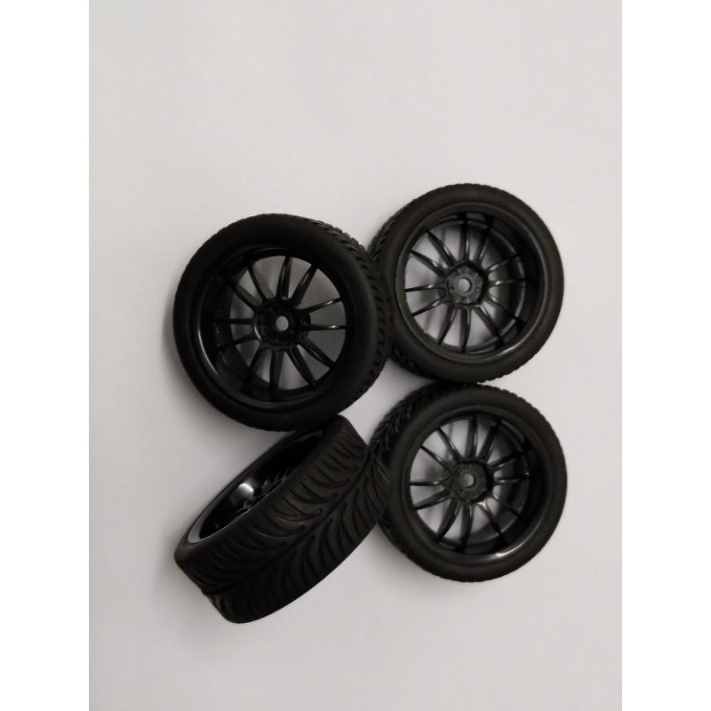 🇲🇾Touring Tyre 4pcs (From KL)